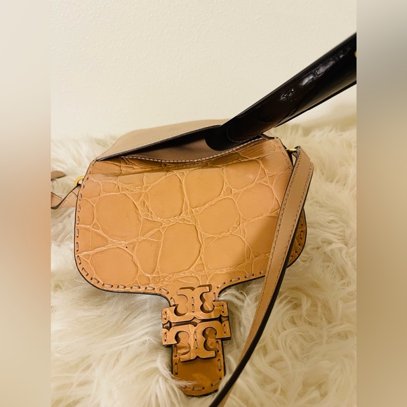 Tory Burch MCGRAW EMBOSSED CROSS-BODY - Picture 7 of 9